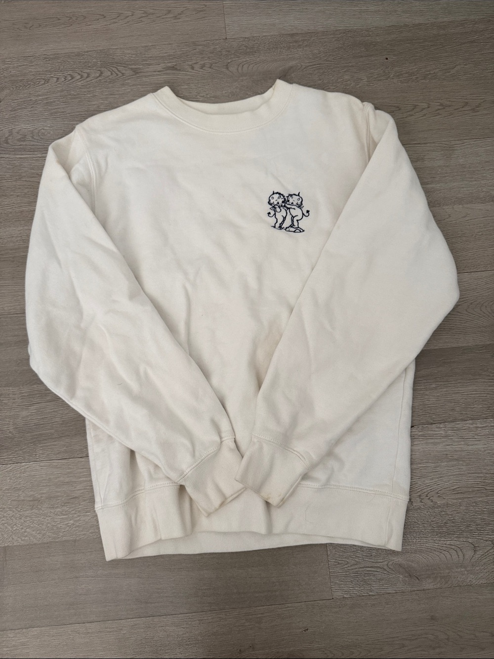 Brandy Melville crewneck